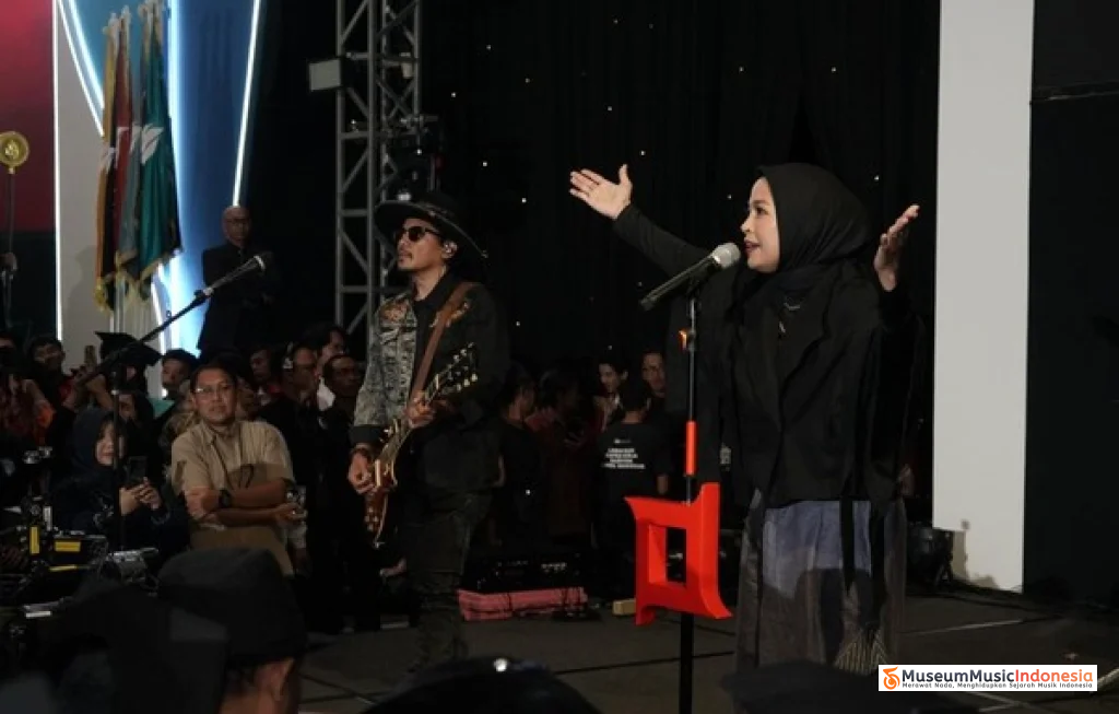 Kotak Energi Wisudawan Baru