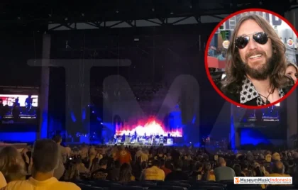 Chris Robinson crowd chant