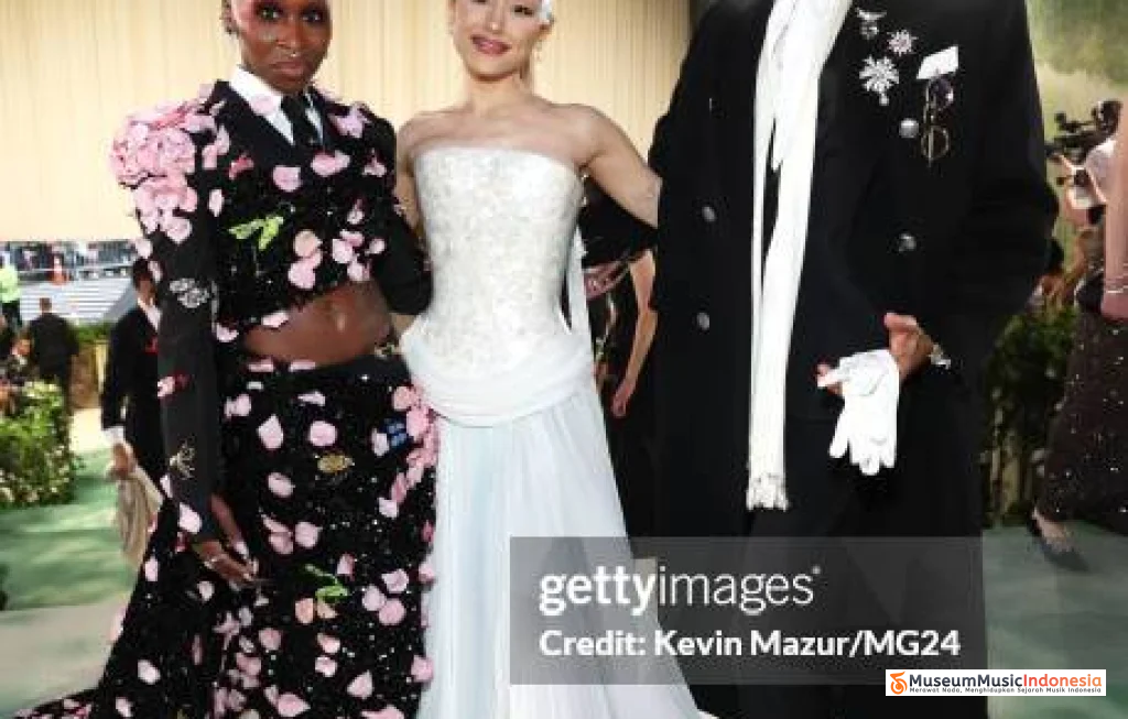 Jeff Goldblum Ariana Grande Cynthia Erivo