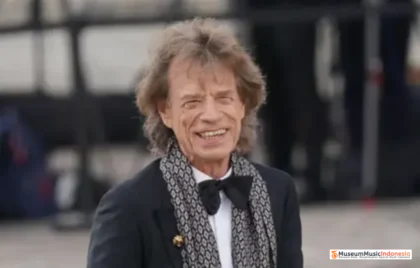 Mick Jagger Pub Gig