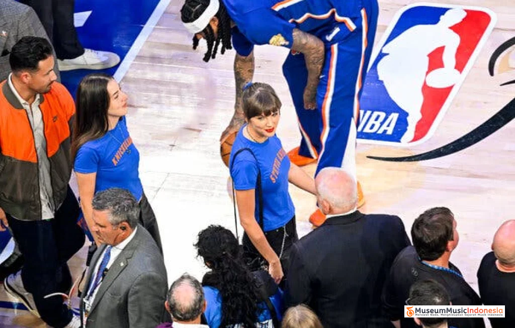 Taylor Swift Haim Knicks